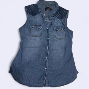 Ci Sono vintage style denim sleeveless shirt vest with polka dot detail